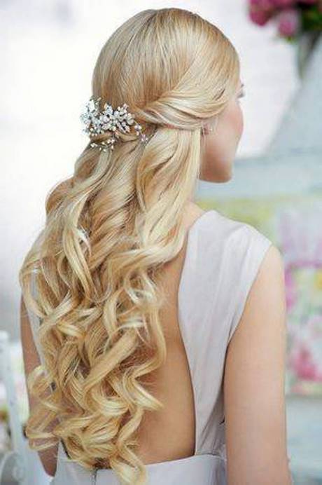 cute-half-up-half-down-hairstyles-for-curly-hair-60_7 Cute half up half down hairstyles for curly hair