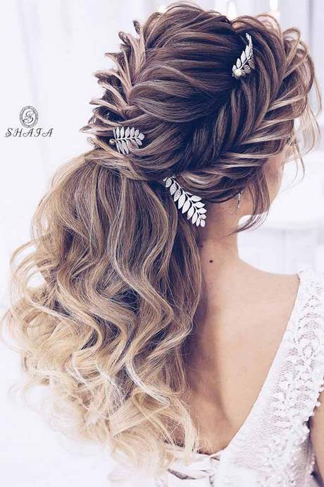 cute-half-up-half-down-hairstyles-for-prom-46_18 Cute half up half down hairstyles for prom