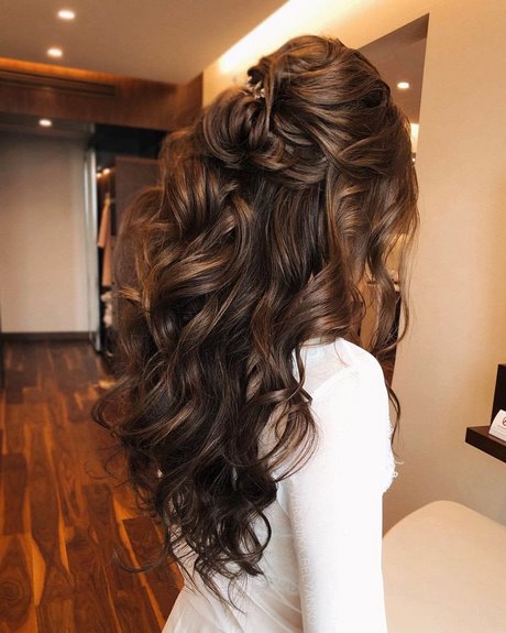 formal-hairstyles-for-long-hair-half-up-half-down-93_11 Formal hairstyles for long hair half up half down