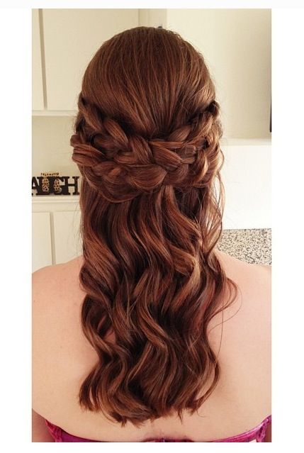 half-up-down-prom-hairstyles-37_14 Half up down prom hairstyles