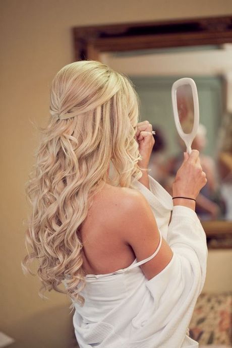 wedding-hairstyles-for-long-curly-hair-half-up-half-down-65_11 Wedding hairstyles for long curly hair half up half down