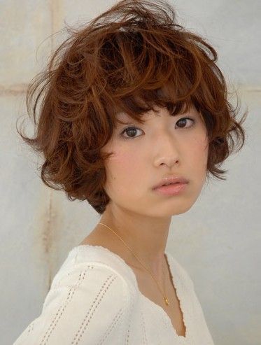 cute-hairstyles-for-short-curly-hair-with-bangs-31_2 Cute hairstyles for short curly hair with bangs