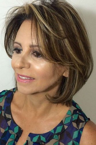 shoulder-length-haircuts-for-women-over-50-46_8 Shoulder length haircuts for women over 50