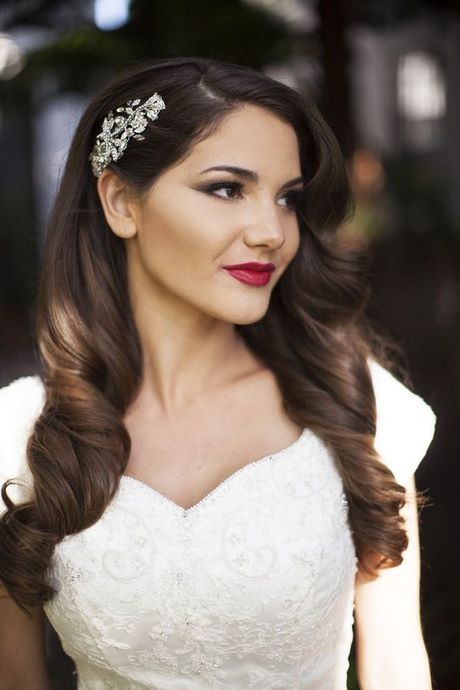 side-hairstyles-for-wedding-14_12 Side hairstyles for wedding