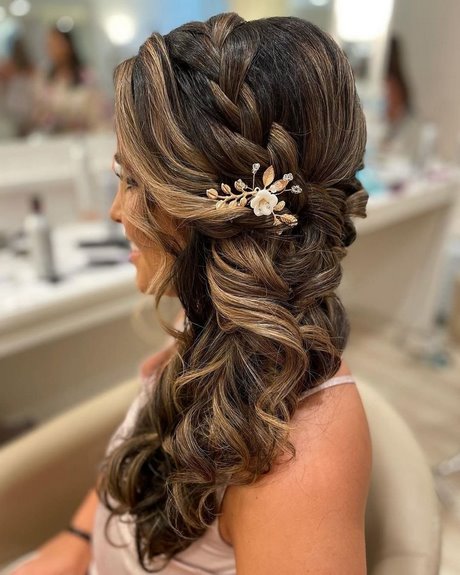 side-hairstyles-for-wedding-14_16 Side hairstyles for wedding