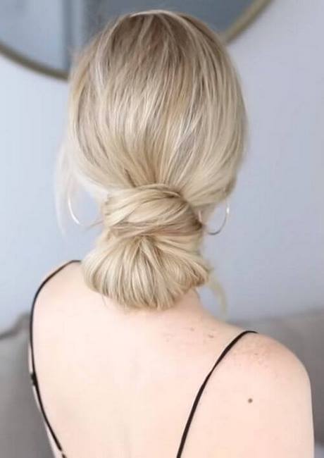 simple-bun-hairstyle-30_3 Simple bun hairstyle