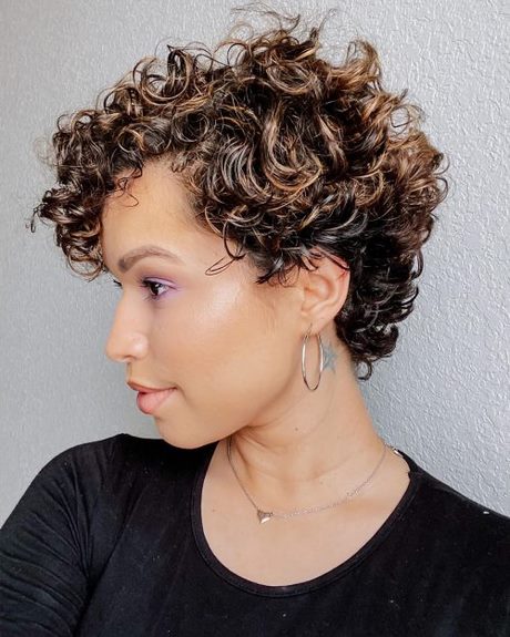 slightly-curly-hairstyles-59_8 Slightly curly hairstyles