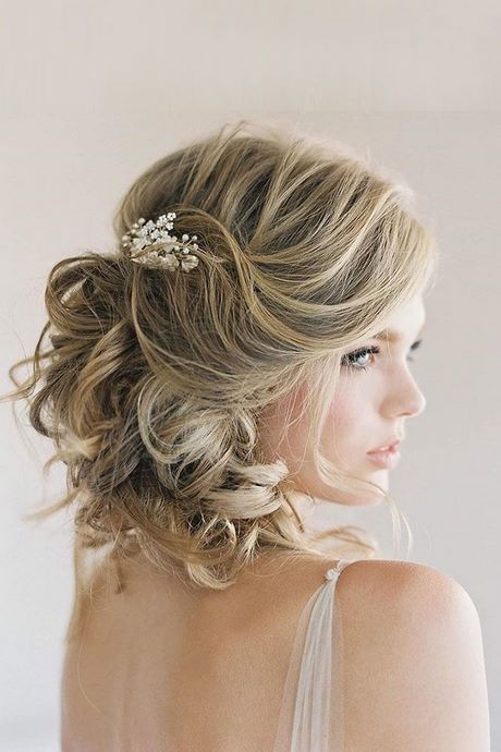 wedding-hair-for-short-curly-hair-44_4 Wedding hair for short curly hair