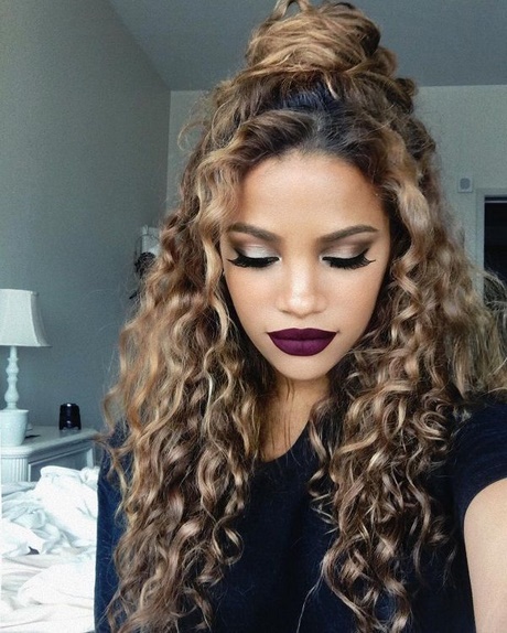 daily-hairstyles-for-curly-hair-91_15 Daily hairstyles for curly hair