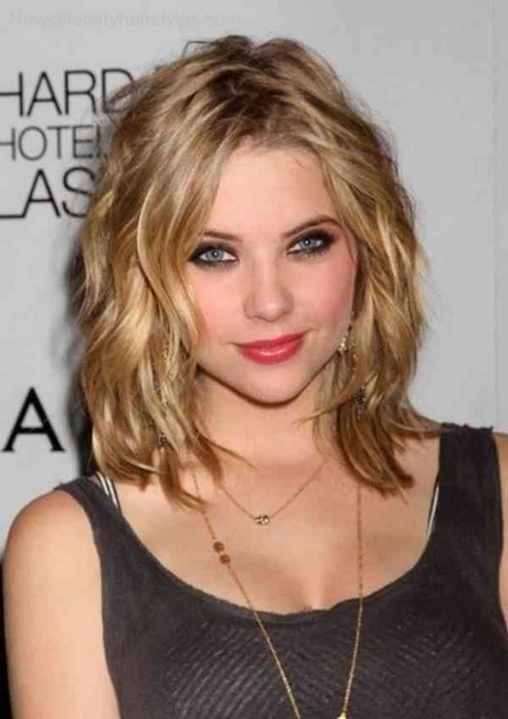 Hairstyles no bangs medium length