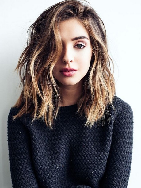 shoulder-length-hairstyles-for-wavy-hair-04_18 Shoulder length hairstyles for wavy hair