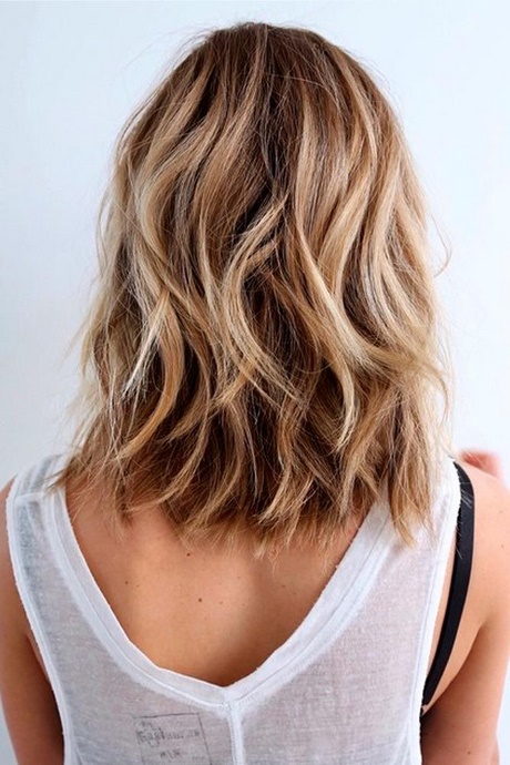 styling-ideas-for-medium-length-hair-43_18 Styling ideas for medium length hair