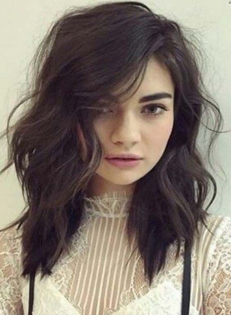 hairstyles-with-side-bangs-21_19 Hairstyles with side bangs