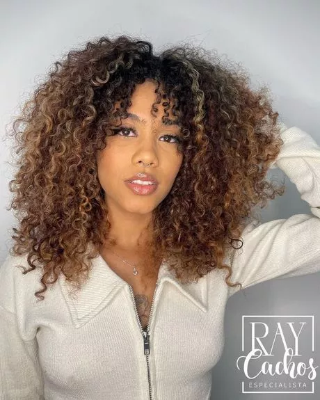 2023-hairstyles-for-long-curly-hair-40_11-4 2023 hairstyles for long curly hair