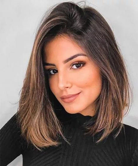 mid-length-straight-hairstyles-2023-02_13-6 Mid length straight hairstyles 2023