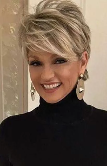 short-hairstyles-2023-female-over-50-thick-hair-57_13-5 Short hairstyles 2023 female over 50 thick hair