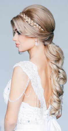 beautiful-hairstyles-for-brides-42_3 Beautiful hairstyles for brides