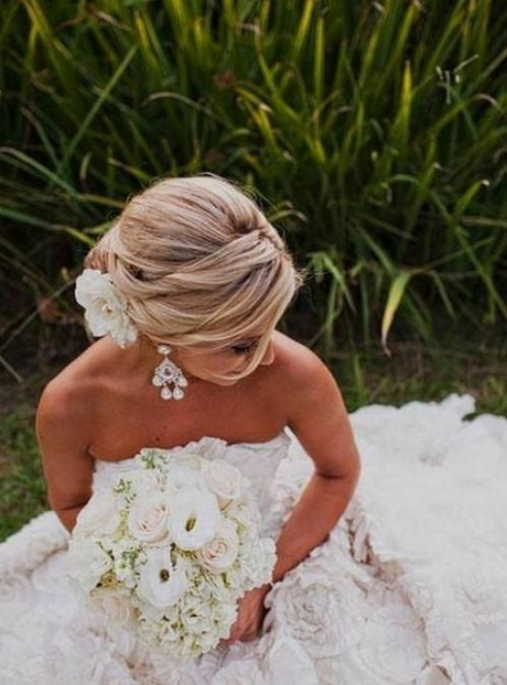 country-style-wedding-hairstyles-98_12 Country style wedding hairstyles