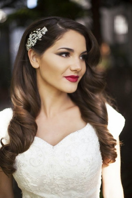 wedding-party-hairstyles-for-long-hair-45_14 Wedding party hairstyles for long hair