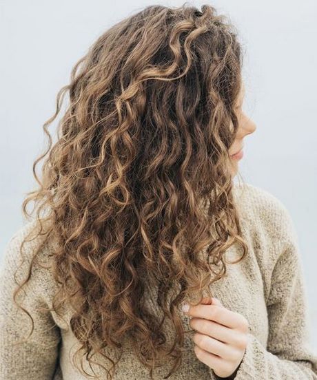 best-hairstyles-for-curly-hair-2018-69_5 Best hairstyles for curly hair 2018