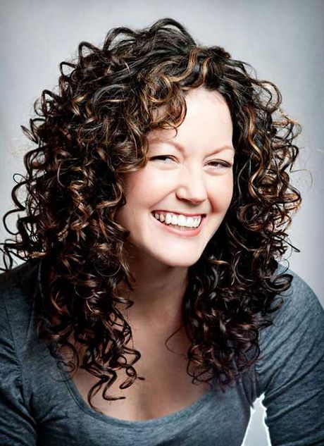 layered-hairstyles-for-curly-hair-11_17 Layered hairstyles for curly hair