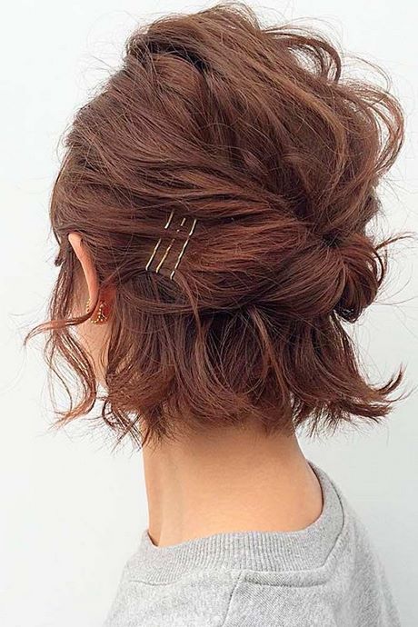 cute-and-easy-updos-for-short-hair-63_11 Cute and easy updos for short hair