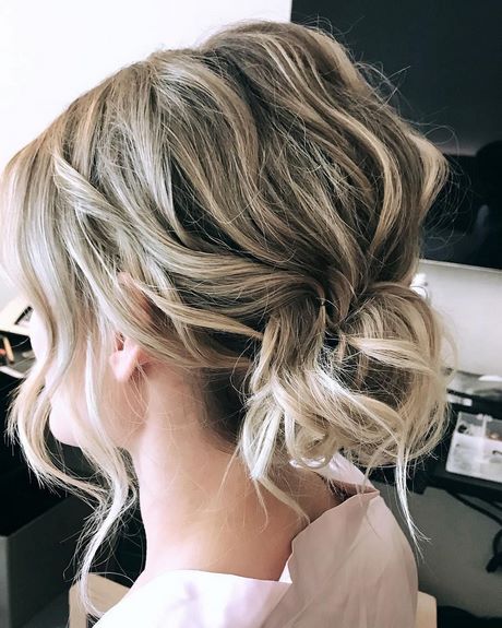 messy-updo-hairstyles-for-short-hair-97_16 Messy updo hairstyles for short hair