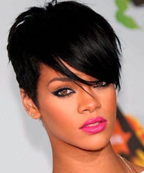 rihanna-short-hair-styles-2022-82_10 Rihanna short hair styles 2022