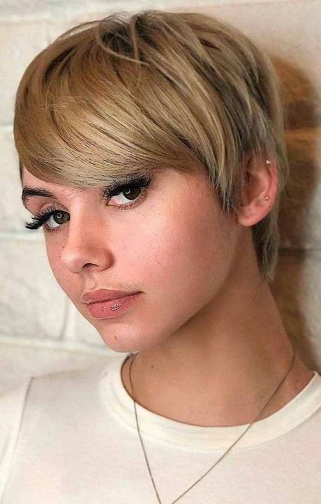 short-hairstyles-of-2022-38_14 Short hairstyles of 2022