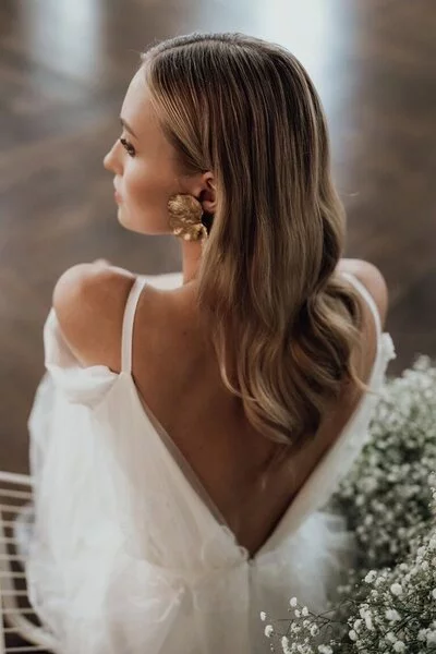 bridal-hairstyles-2024-07_17-10 Bridal hairstyles 2024