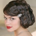 Holiday hairstyles for short hair