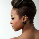 Hairstyles for short hair for black women